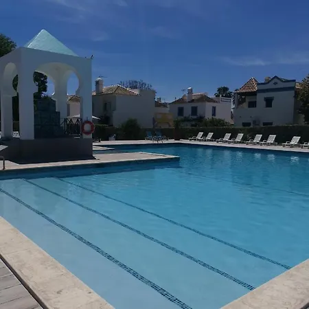 Algarent Quinta Velha Jolie 11 *